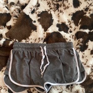 Range Kiss shorts
